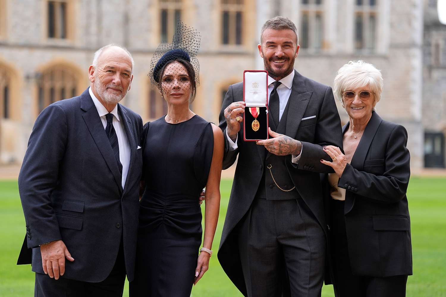 Sir David Beckham: ex-jogador é nomeado cavaleiro