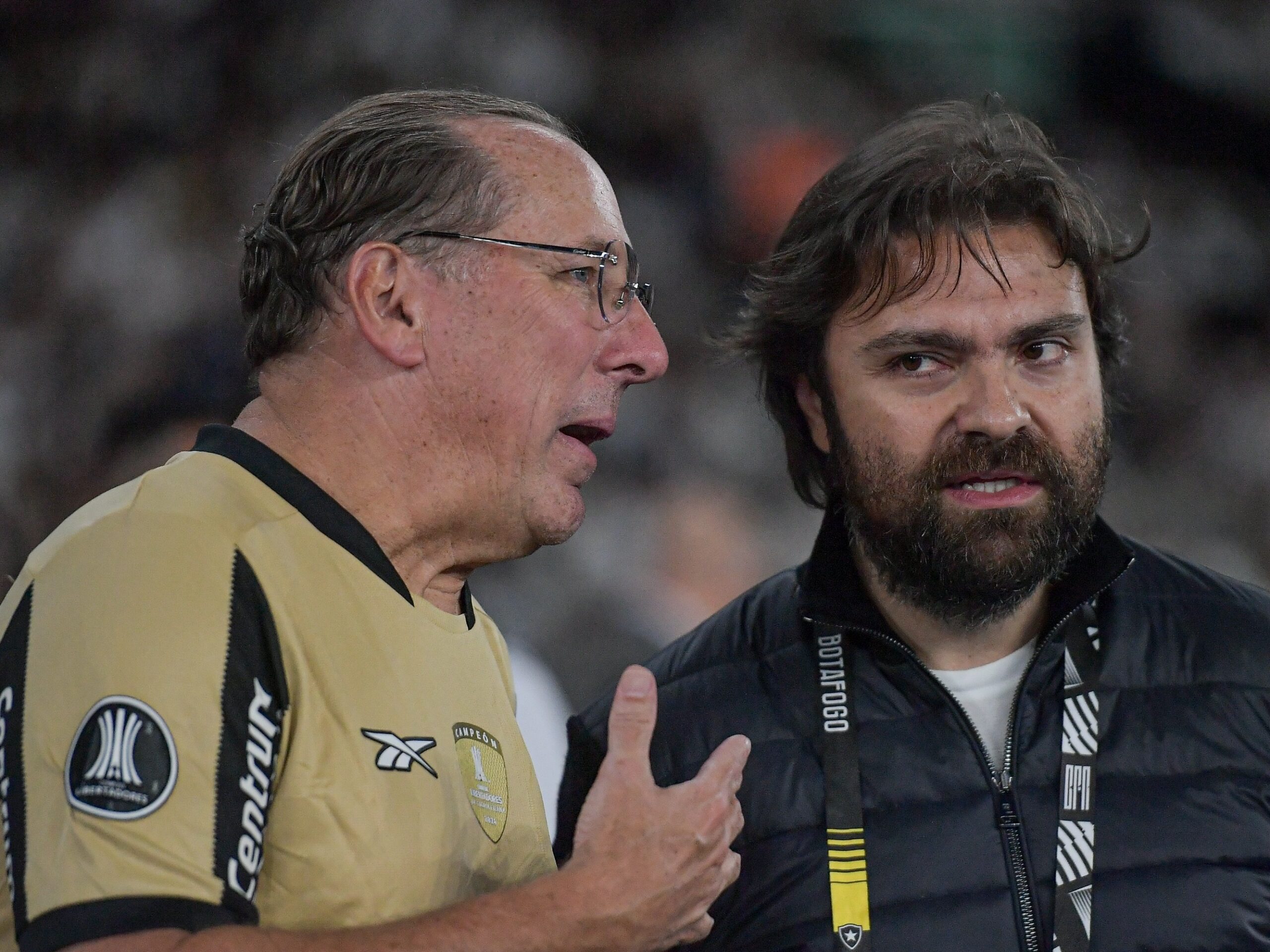 Afastado da SAF do Botafogo, Textor fala em revisão e levanta suspeitas