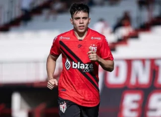 Atlético-GO sofre transfer ban da FIFA e fica impedido de contratar por três janelas Atlético-GO sofre transfer ban da FIFA e fica impedido de contratar