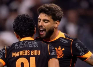 Com Yuri Alberto, Corinthians desembarca em Buenos Aires com 24 jogadores; veja relacionados Com Yuri Alberto, Corinthians desembarca em Buenos Aires