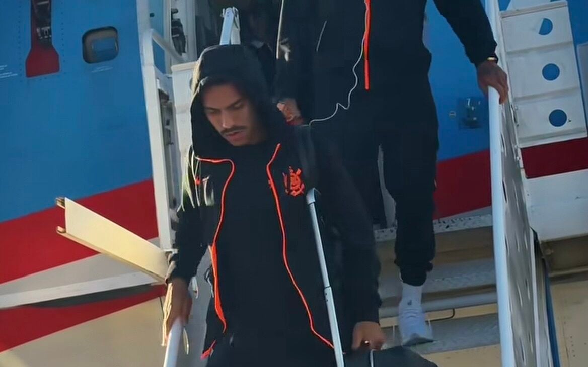 Com Yuri Alberto, Corinthians desembarca em Buenos Aires