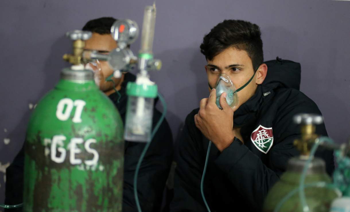 Como jogar na altitude? Clubes adotam estratégias diferentes