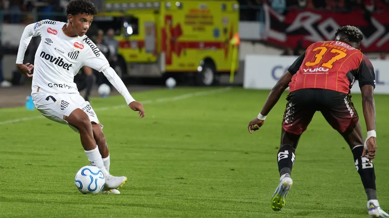 Como jogar na altitude? Clubes adotam estratégias diferentes