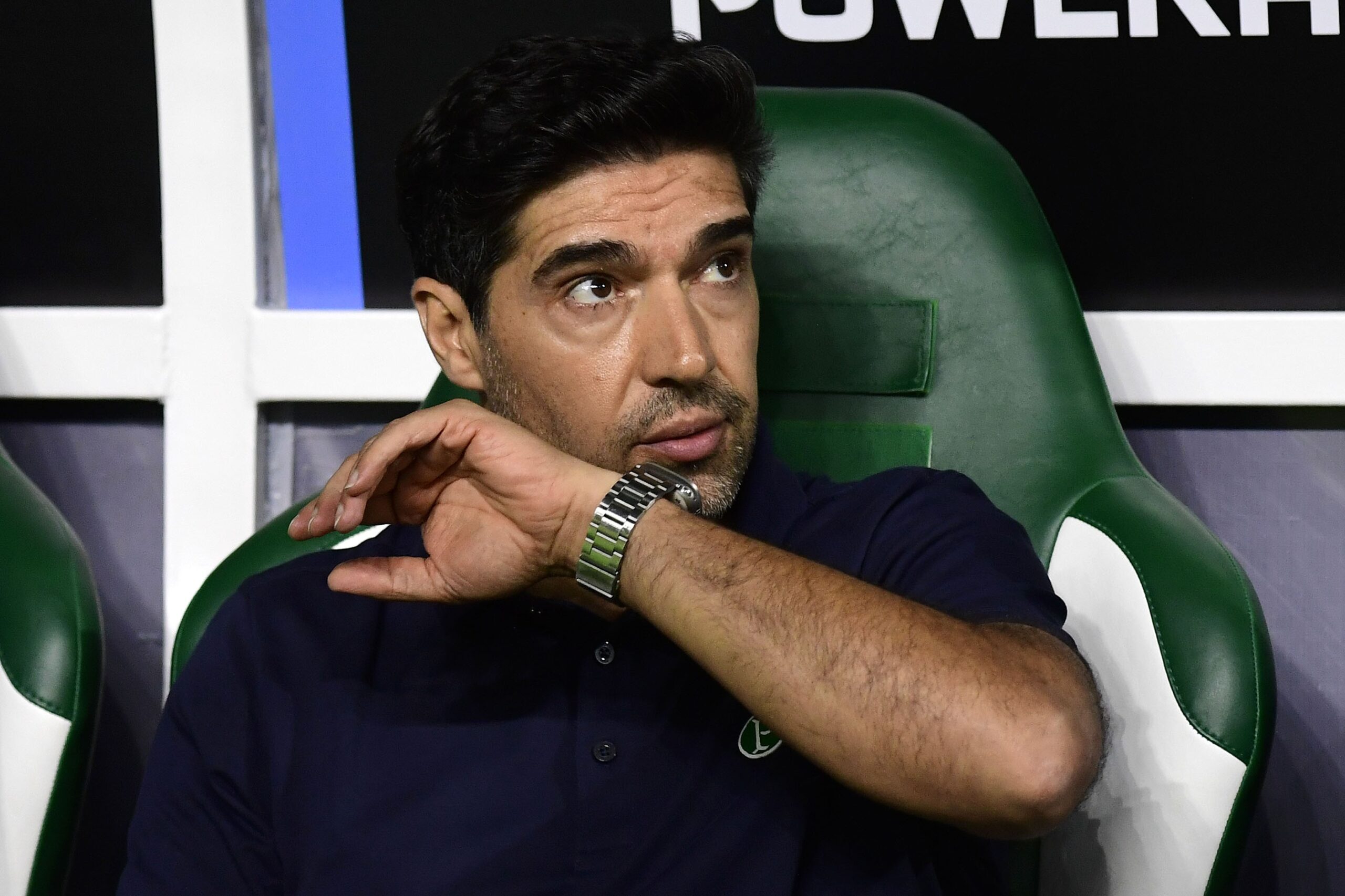 Conmebol abre processo disciplinar contra Abel Ferreira
