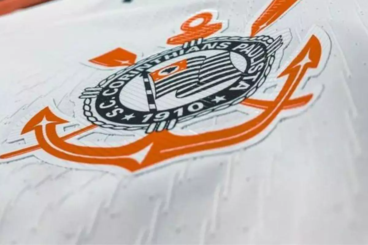 Corinthians avalia empréstimo de R$ 100 milhões