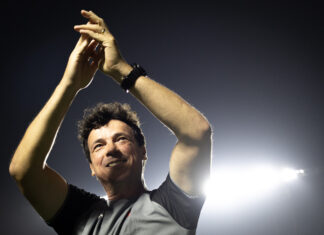 Estrela de Fernando Diniz aparece de novo e técnico mantém sequência positiva em estreias na Libertadores Estrela de Fernando Diniz aparece de novo