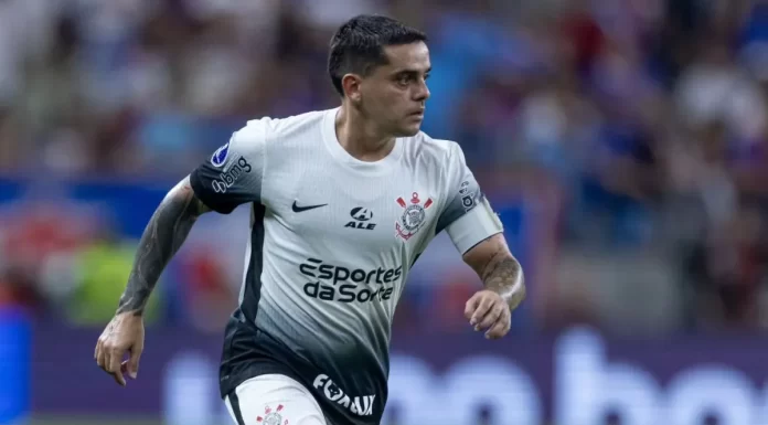 Fagner rescinde com o Corinthians e fica perto de acerto com o Cruzeiro Fagner rescinde com o Corinthians