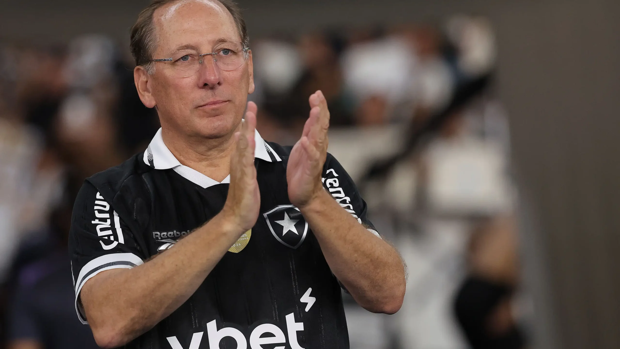 John Textor admite possibilidade de deixar o Botafogo