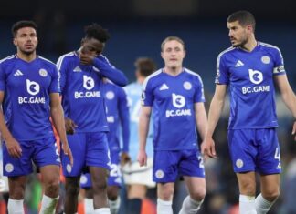 Leicester é rebaixado à terceira divisão 10 anos após título histórico da Premier League Leicester é rebaixado à terceira divisão 10 anos após título histórico