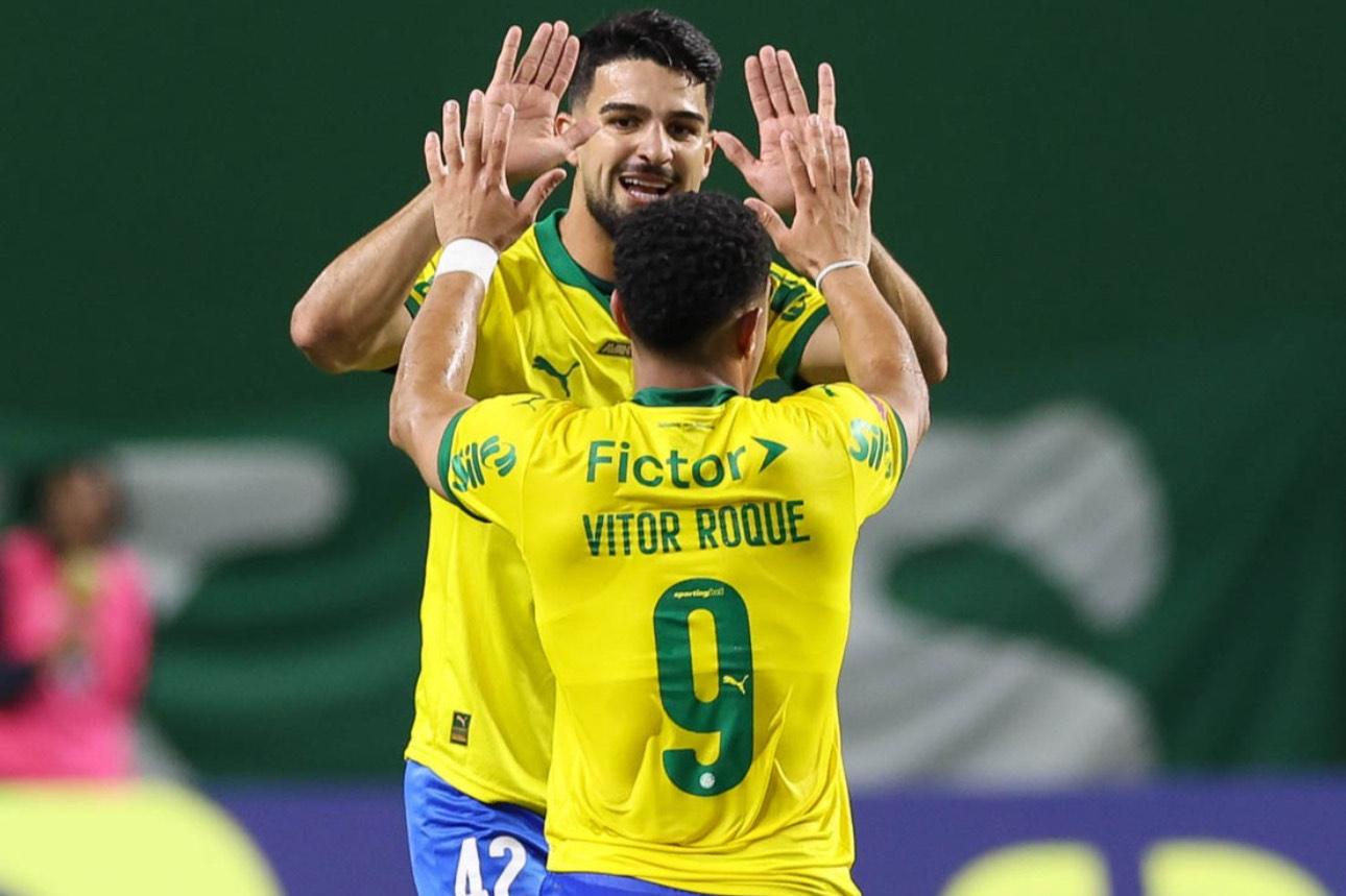 Palmeiras vence por 3 a 0, encaminha classificação e liga alerta