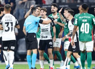 STJD denuncia Corinthians e clube pode perder até 10 mandos de campo após confusão no Dérbi STJD denuncia Corinthians e clube pode perder até 10 mandos de campo