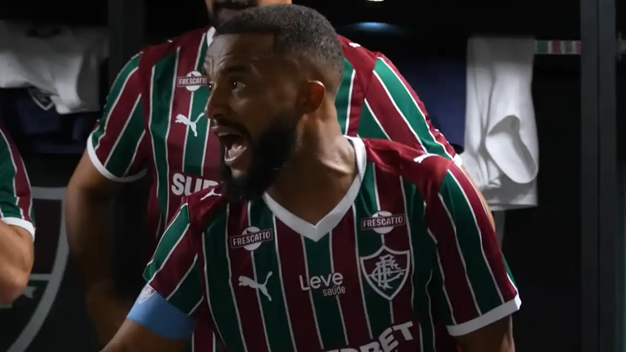 Samuel Xavier critica falta de participação dos jogadores