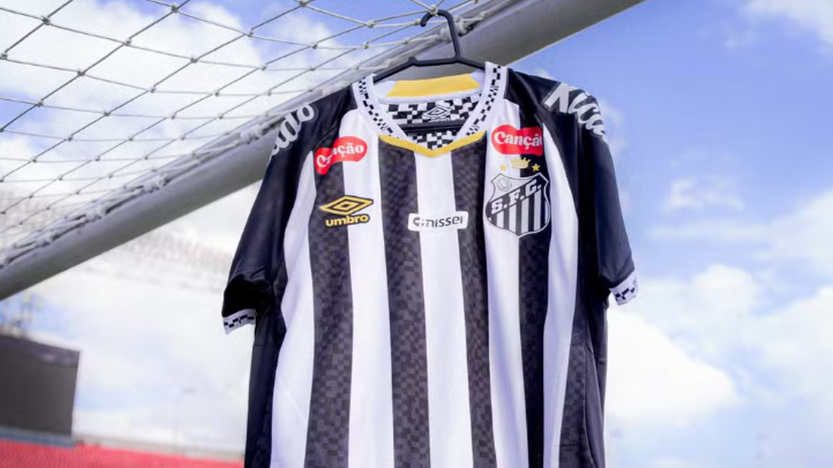 Santos negocia patrocínio com casa de apostas investigada