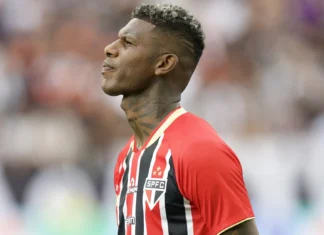 São Paulo pode cobrar até R$ 600 milhões de Arboleda, e novo clube pode assumir risco financeiro São Paulo pode cobrar até R$ 600 milhões de Arboleda