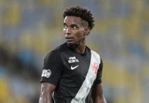 Thiago Mendes é denunciado no STJD após críticas à arbitragem em Corinthians x Vasco Thiago Mendes é denunciado no STJD após críticas à arbitragem