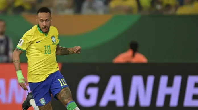 Ancelotti comenta posição de Neymar na Seleção e manda recado sobre estrelas do Brasil para a Copa Ancelotti comenta posição de Neymar na Seleção