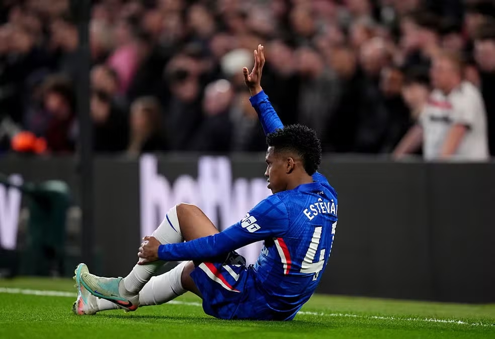 CBF indica Estêvão fora da Copa e inclui Neymar em pré-lista da FIFA