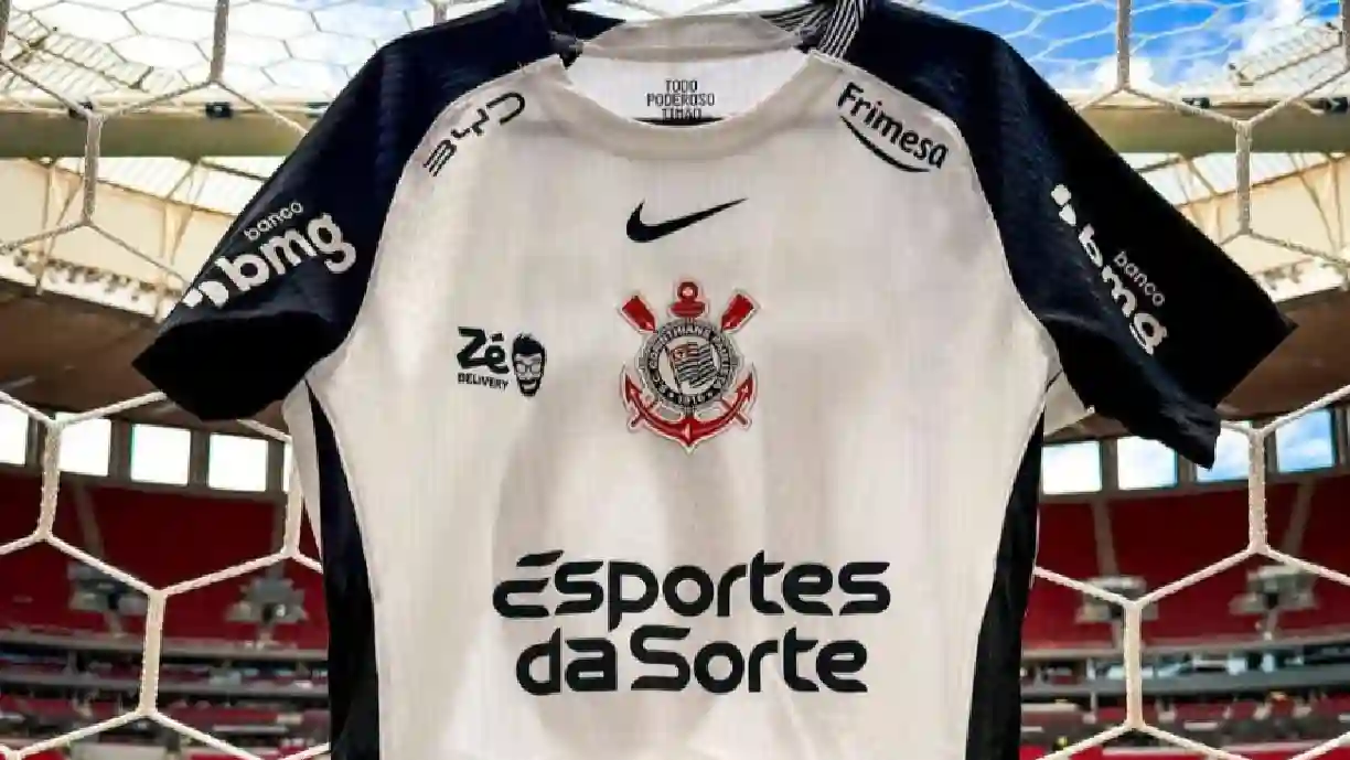 Corinthians estreia novo patrocínio contra o Peñarol