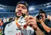 Corinthians negocia renovação com Memphis envolvendo dívida, empresas e possível redução salarial Corinthians negocia renovação com Memphis envolvendo dívida