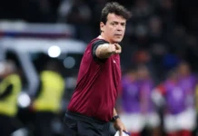 Corinthians perde para o Platense, encerra invencibilidade na Libertadores e vê Memphis em clima de possível despedida Corinthians perde para o Platense na Libertadores