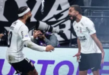 Corinthians vence o Atlético-MG, sai do Z4 e ganha respiro antes de semana decisiva Corinthians vence o Atlético-MG, sai do Z4 e ganha respiro
