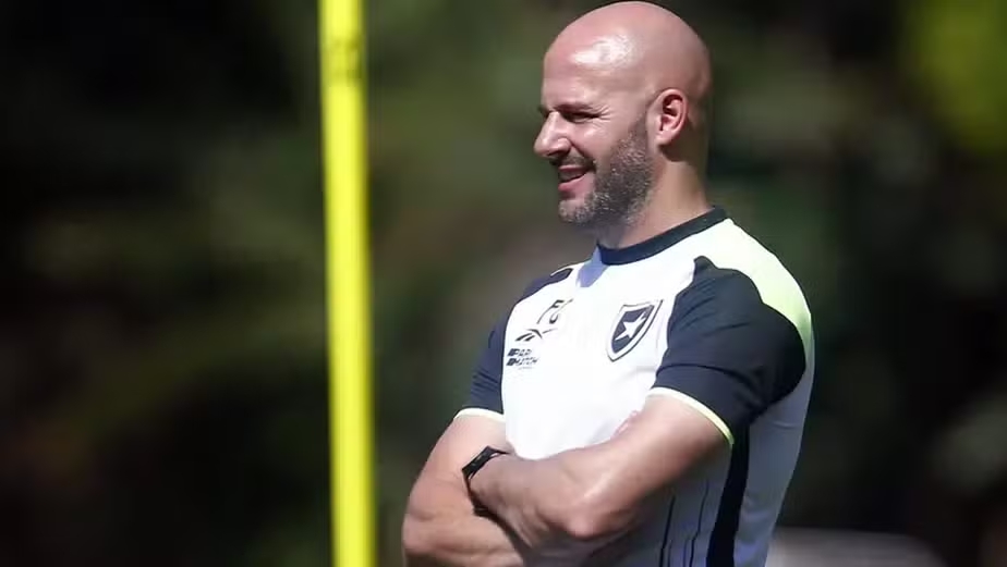 Eliminação do Botafogo na Copa do Brasil expõe crise estrutural