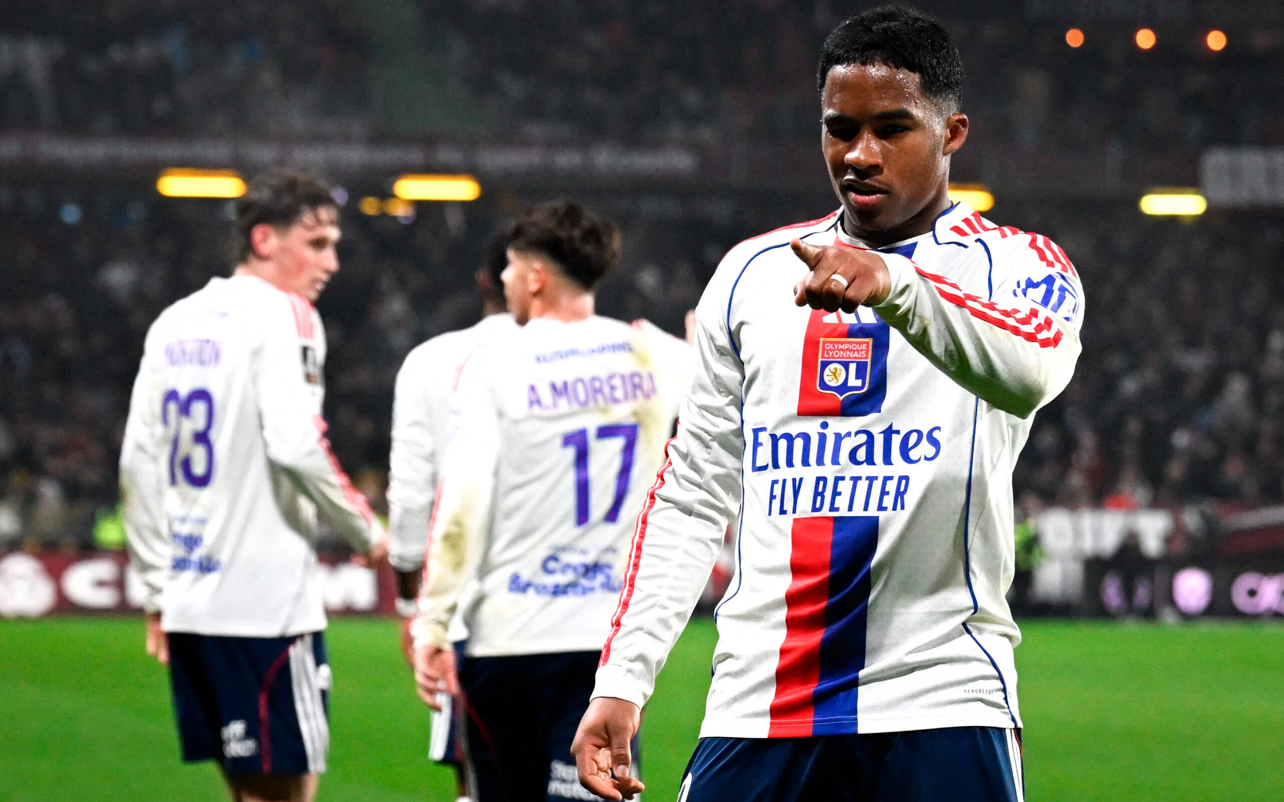 Endrick admite desejo de seguir no Lyon e expõe cenário real
