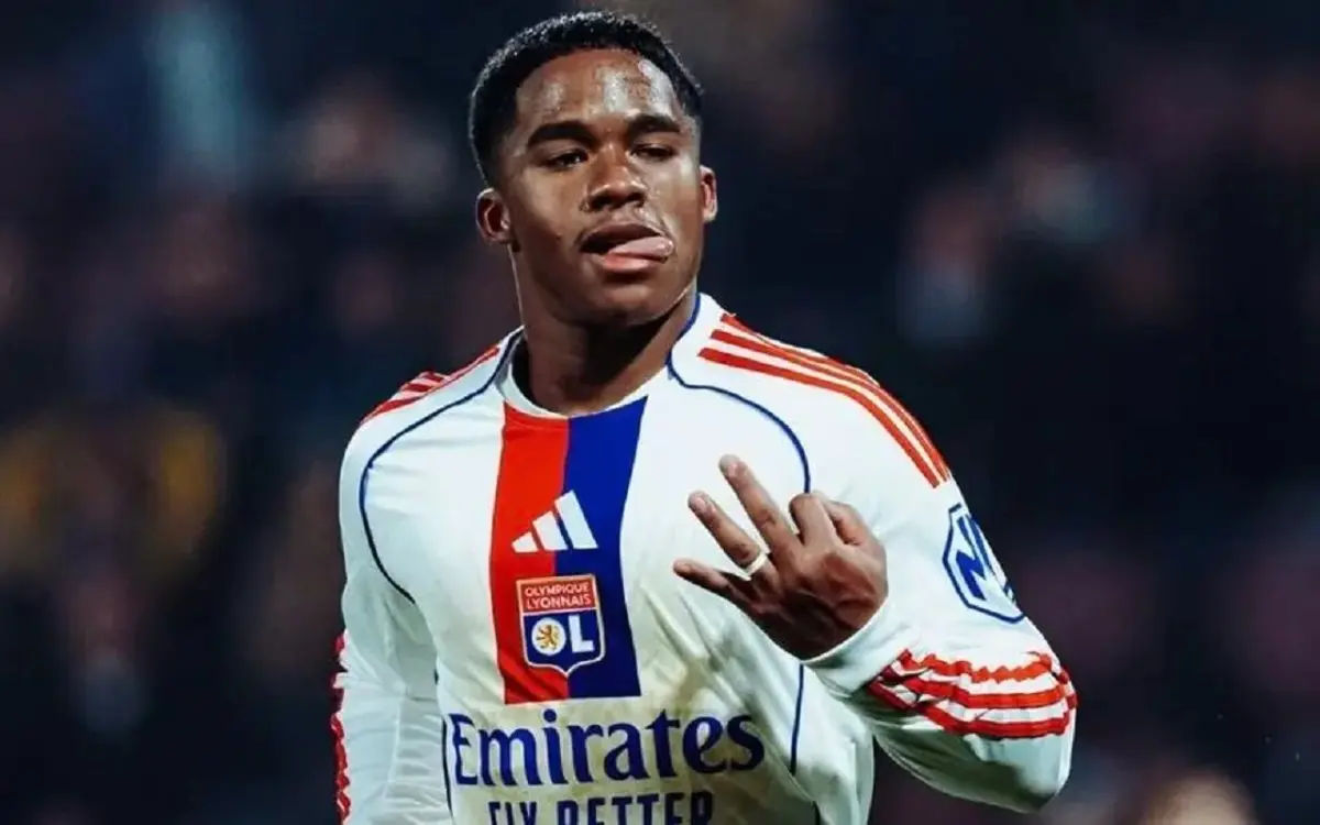 Endrick retorna ao Real Madrid sob pressão por espaço