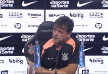 Fernando Diniz sinaliza confiança em Memphis e Corinthians passa a discutir renovação com mais cautela Fernando Diniz sinaliza confiança em Memphis e Corinthians passa a discutir renovação