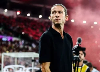 Filipe Luís acerta com o Monaco e inicia primeiro grande desafio como técnico na Europa Filipe Luís acerta com o Monaco e inicia primeiro grande desafio