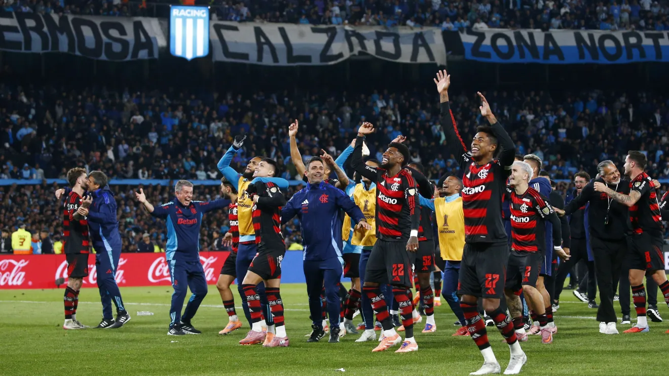Flamengo fecha fase de grupos da Libertadores com melhor campanha