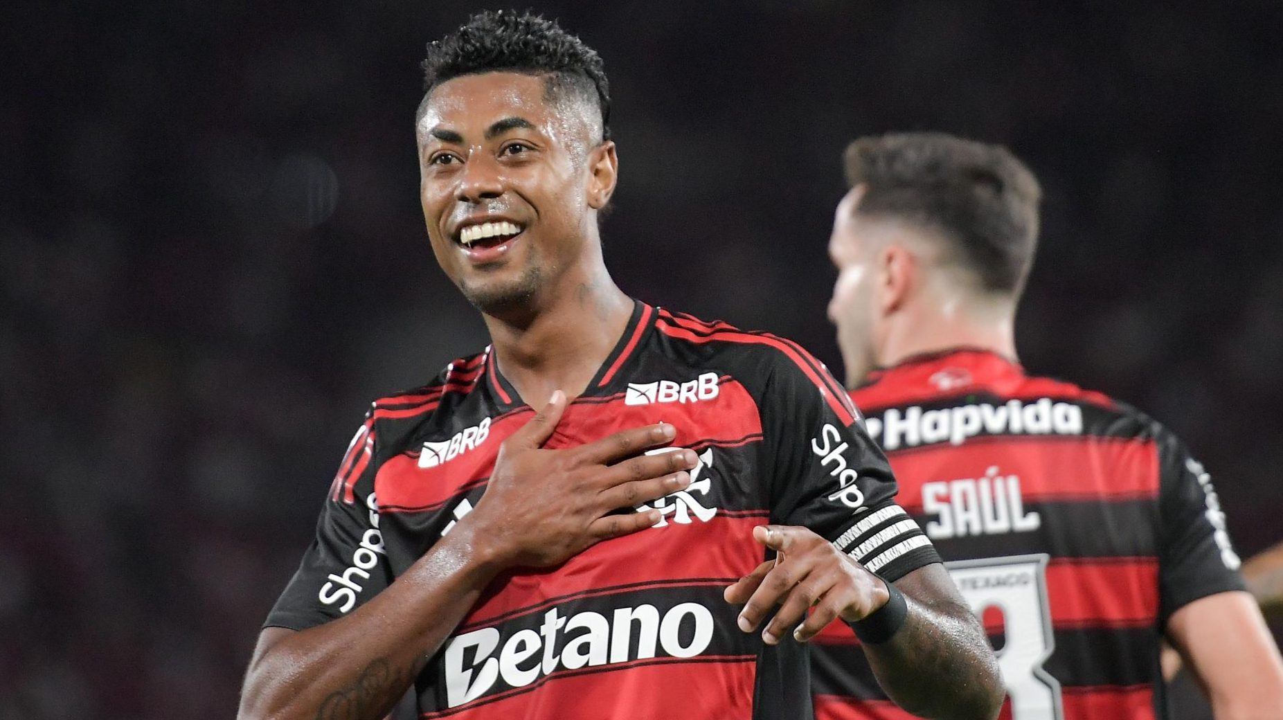 Flamengo renova com Bruno Henrique até 2027 e reforça estratégia