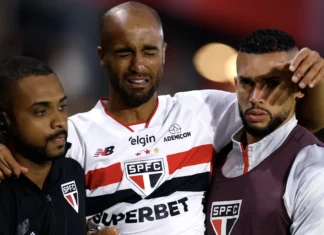 Lucas Moura sofre ruptura no tendão de Aquiles e desfalca o São Paulo por longo período Lucas Moura sofre ruptura no tendão de Aquiles e desfalca o São Paulo