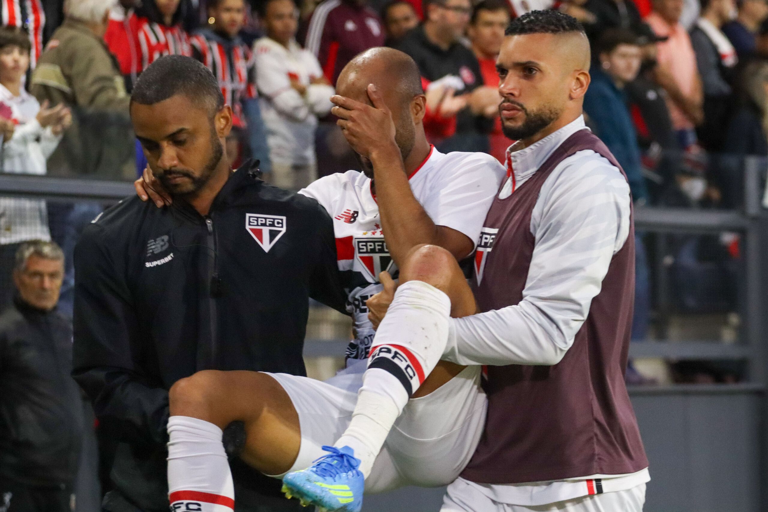 Lucas Moura sofre ruptura no tendão de Aquiles e desfalca o São Paulo