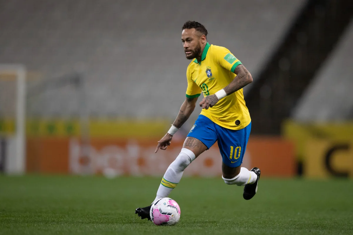 Maioria dos brasileiros rejeita convocação de Neymar para a Copa