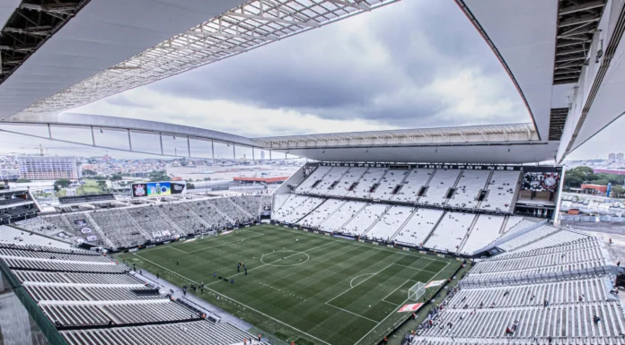Ministério Público pede intervenção judicial no Corinthians e crise política entra em nível crítico Ministério Público pede intervenção judicial no Corinthians