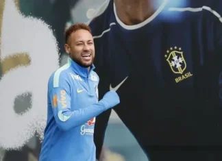 Neymar volta ao gramado na Granja Comary, mas situação física segue sob monitoramento da Seleção Neymar volta ao gramado na Granja Comary