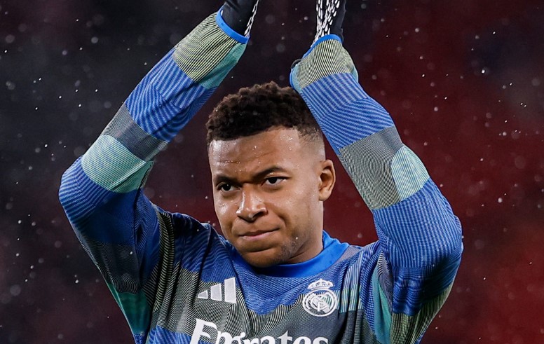 Petição pela saída de Mbappé do Real Madrid explode nas redes