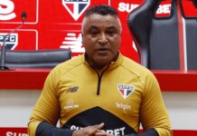 Roger explica afastamento de Maik e admite possível retorno de Arboleda ao São Paulo em meio à pressão defensiva Roger explica afastamento de Maik e admite possível retorno de Arboleda