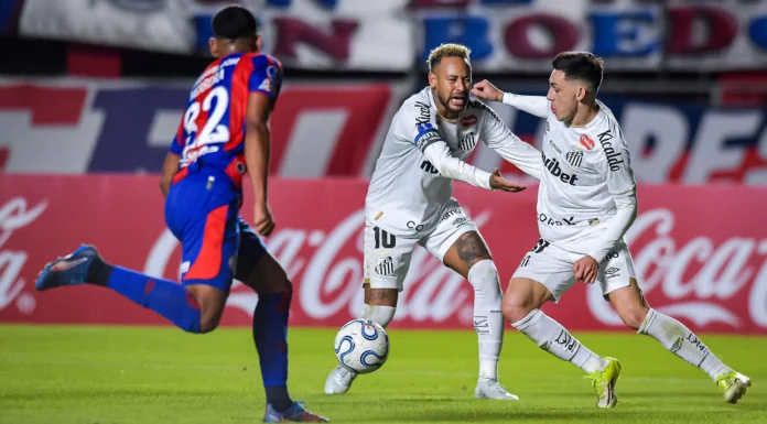 Santos cede empate ao San Lorenzo, amarga lanterna na Sul-Americana e amplia crise na temporada Santos cede empate ao San Lorenzo, amarga lanterna na Sul-Americana