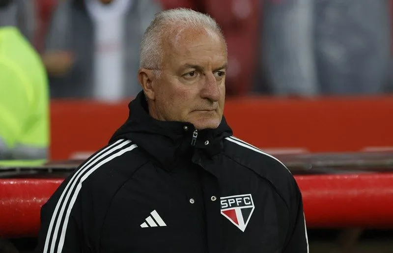 São Paulo acerta retorno de Dorival Júnior até 2026