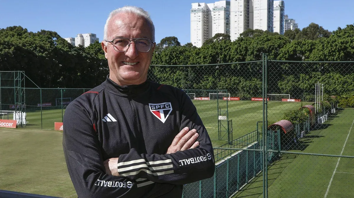 São Paulo acerta retorno de Dorival Júnior até 2026
