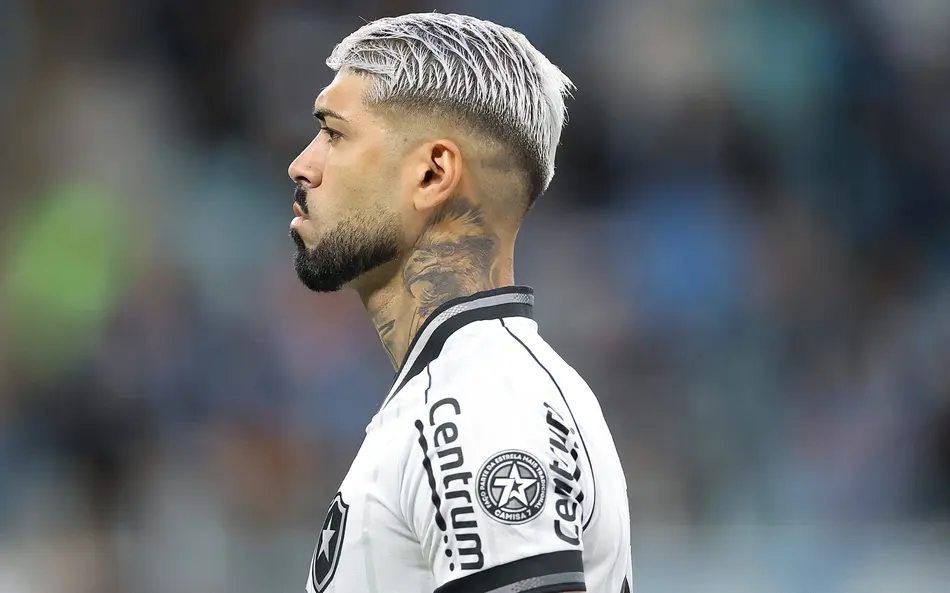 Técnico do Botafogo comenta ausência de Barboza