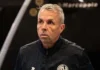 Técnico do San Lorenzo afirma ter sido agredido por torcedores do Santos após empate na Sul-Americana Técnico do San Lorenzo afirma ter sido agredido por torcedores do Santos