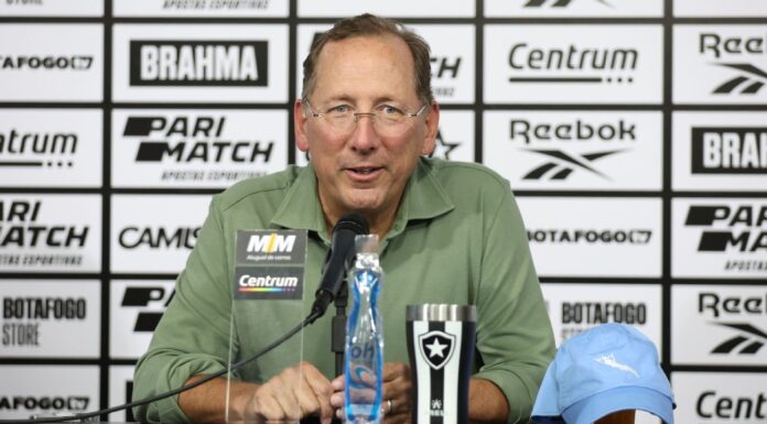 Agência de Fair Play Financeiro adverte Botafogo e clube pode receber multa de R$ 100 mil por descumprimento Agência de Fair Play Financeiro adverte Botafogo