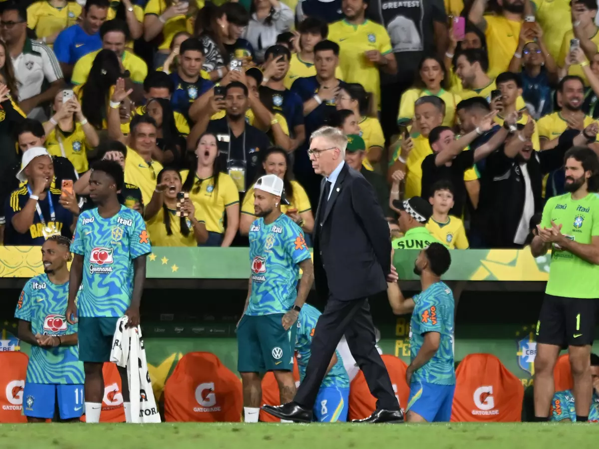 Ancelotti elogia atuação do Brasil contra o Egito, define time para estreia