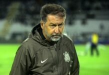 Augusto Melo é expulso do quadro associativo do Corinthians e crise política ganha novo capítulo Augusto Melo é expulso do quadro associativo do Corinthians