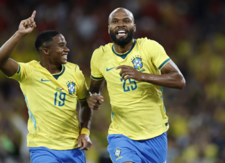 Brasil goleia o Panamá por 6 a 2 no Maracanã, empolga torcida e encerra preparação no país antes da Copa do Mundo Brasil goleia o Panamá por 6 a 2 no Maracanã, empolga torcida e encerra preparação