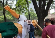 Cidade do México vive tensão a uma semana da Copa do Mundo após protestos e derrubada de estátuas Cidade do México vive tensão a uma semana da Copa do Mundo