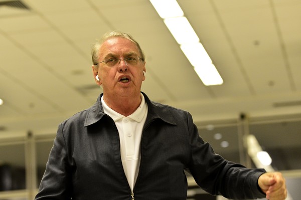 Conselheiros protocolam pedido de impeachment de Osmar Stábile